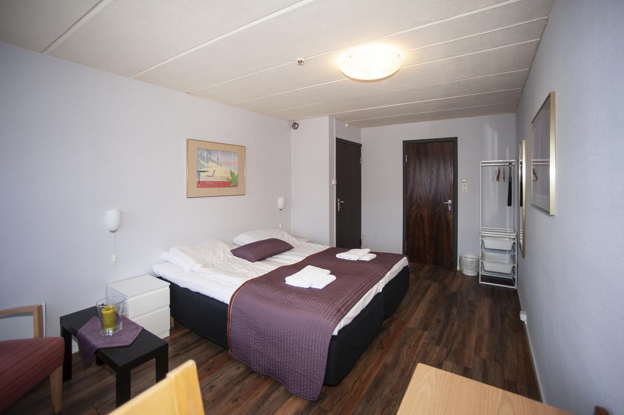Strand Fjordmotel Ulvik Extérieur photo